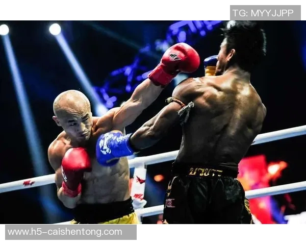 一龙与西提猜巅峰对决谁能称霸搏击界引发热议与期待